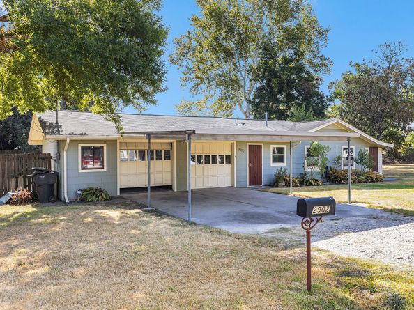 2902 Helberg Road, Houston TX 77092