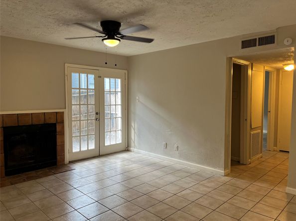 12500 Sandpiper Drive 39, Houston TX 77035