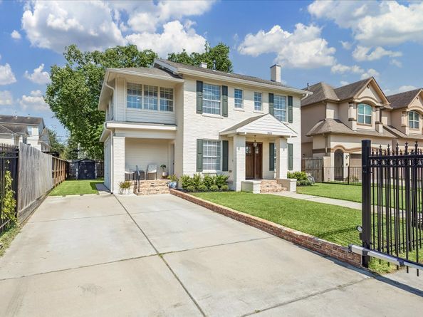1909 Rosewood Street, Houston TX 77004