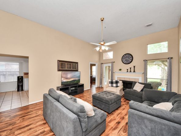 3627 Timothy Lane, Richmond TX 77406