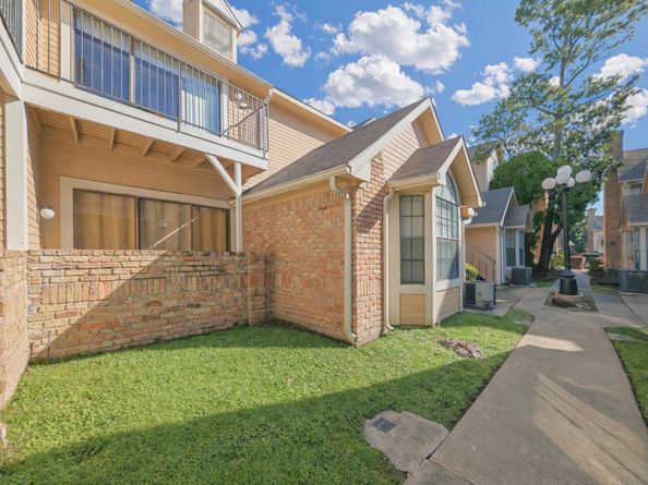 2300 Old Spanish Trail 1066, Houston TX 77054