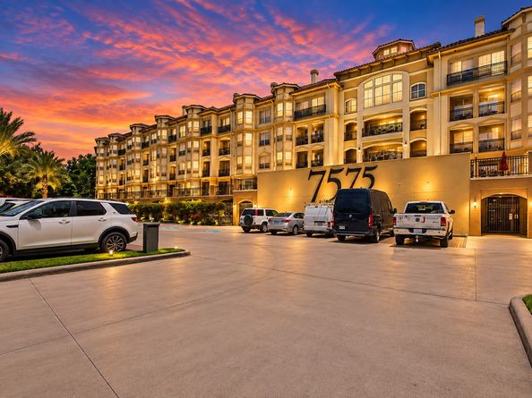 7575 Kirby Drive 1401, Houston TX 77030