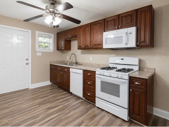 1021 Baker Street, Fort Worth TX 76104
