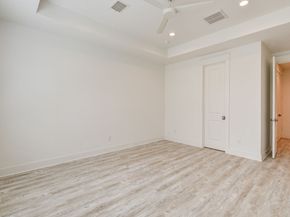 2705 Oakwood Crest Lane, Houston TX 77018