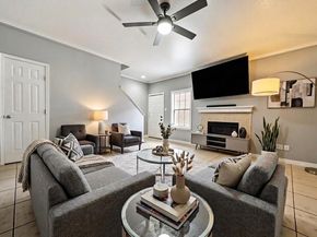 9850 Pagewood Lane 405, Houston TX 77042