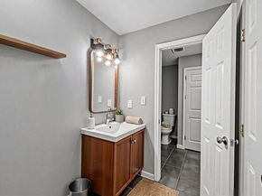 9850 Pagewood Lane 405, Houston TX 77042