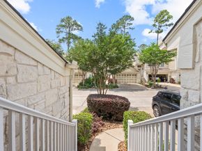 13600 Breton Ridge 25E, Houston TX 77070