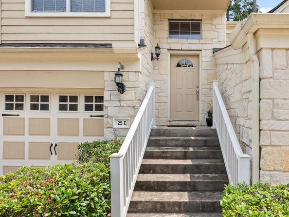 13600 Breton Ridge 25E, Houston TX 77070
