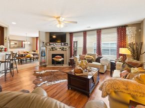13600 Breton Ridge 25E, Houston TX 77070