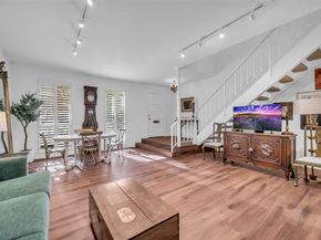 5803 Lynbrook Drive 80, Houston TX 77057