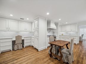 3444 Meadow Lake Lane, Houston TX 77027