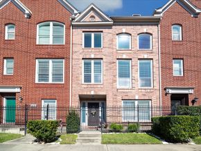 1639 Sutton Street, Houston TX 77006