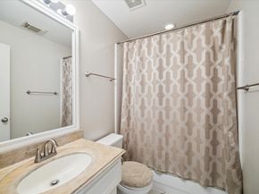 1639 Sutton Street, Houston TX 77006