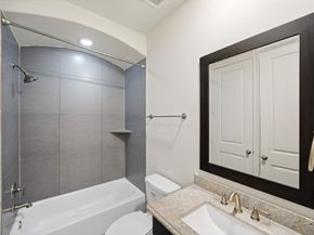 1404 W 25th Street, Houston TX 77008