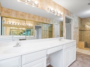 22 S Rain Forest Court, The Woodlands TX 77380