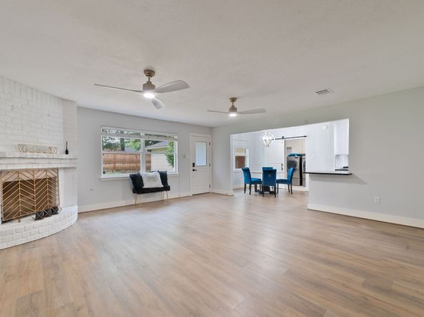 11707 Fawnview Drive, Houston TX 77070