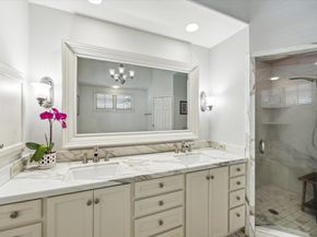 2207 Dunraven Lane, Houston TX 77019