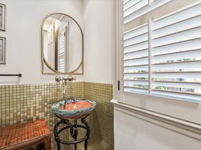 2207 Dunraven Lane, Houston TX 77019