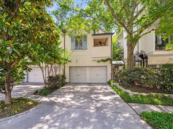 2207 Dunraven Lane, Houston TX 77019