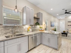 317 E 35th Street A, Houston TX 77018