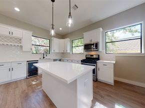 806 E 39th Street, Houston TX 77022