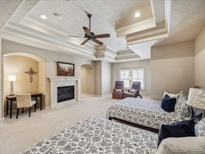 2626 STUART Manor, Houston TX 77082