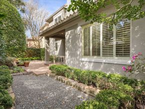 2626 STUART Manor, Houston TX 77082