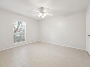 1138 W 25th Street F, Houston TX 77008