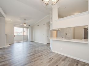 2111 Welch Street A321, Houston TX 77019