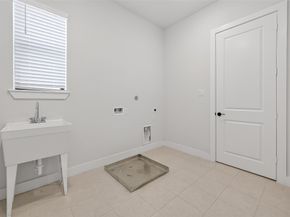 3239 Royal Oaks Hollow Lane, Houston TX 77082