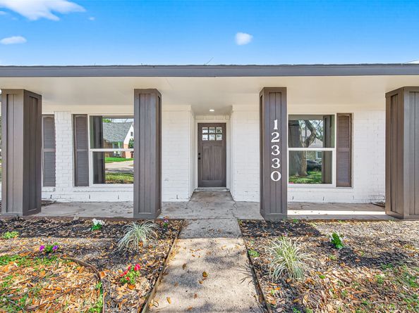 12330 Longbrook Drive, Houston TX 77099