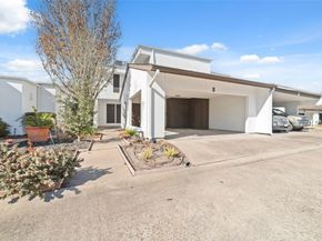 7655 S Braeswood Boulevard 2, Houston TX 77071