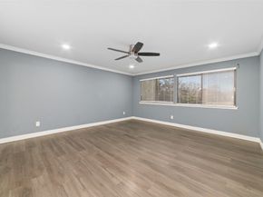 7655 S Braeswood Boulevard 2, Houston TX 77071