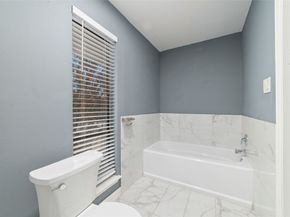 7655 S Braeswood Boulevard 2, Houston TX 77071