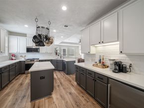 154 Hansom Trail Street, The Woodlands TX 77382