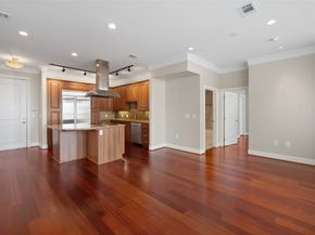 1419 Montrose Boulevard 301, Houston TX 77019