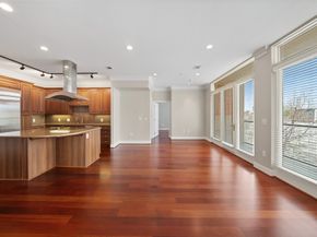 1419 Montrose Boulevard 301, Houston TX 77019