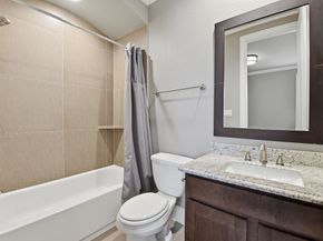 10933 Upland Park, Houston TX 77043