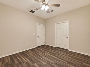 6728 Stearns Street, Houston TX 77021