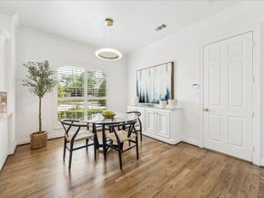 24 Villa Bend Drive, Houston TX 77069