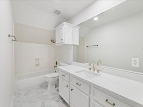 24 Villa Bend Drive, Houston TX 77069