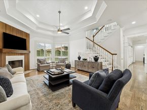 24 Villa Bend Drive, Houston TX 77069