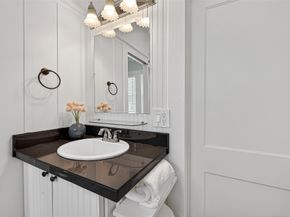 302 Epps Street, Tomball TX 77375