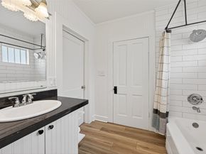 302 Epps Street, Tomball TX 77375