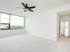 15 Greenway Plaza 10G, Houston TX 77046