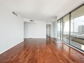 15 Greenway Plaza 10G, Houston TX 77046