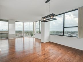 15 Greenway Plaza 10G, Houston TX 77046