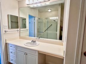 3130 SW Walnut Bend Lane SW 409, Houston TX 77042