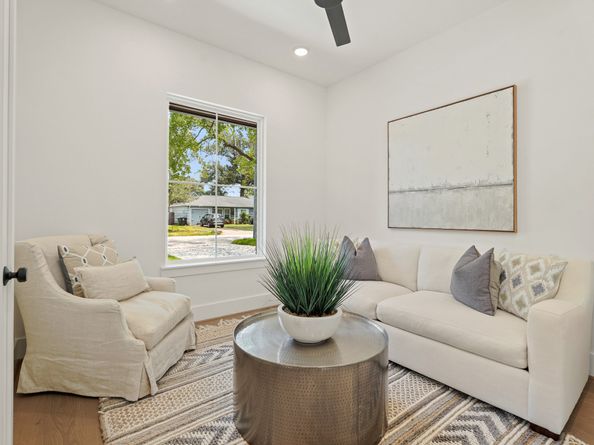 5109 Lido Lane, Houston TX 77092