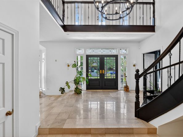 25 Glen Loch Court, Sugar Land TX 77479